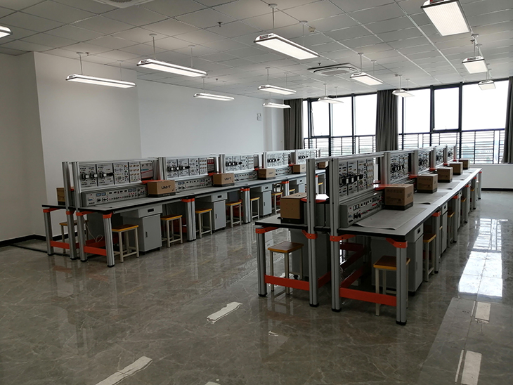 通用電工電子電拖(帶直流電機)實驗臺